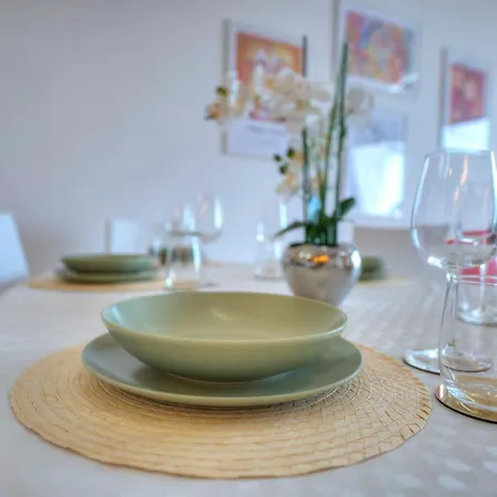 Bright And Spacious 3 Bedroom With Breathtaking Views - Goslm-5 Lägenhet *