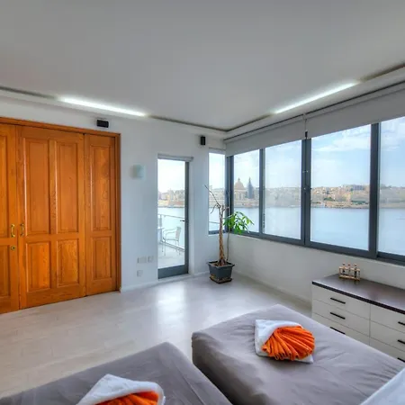 아파트 Bright And Spacious 3 Bedroom With Breathtaking Views - Goslm-5