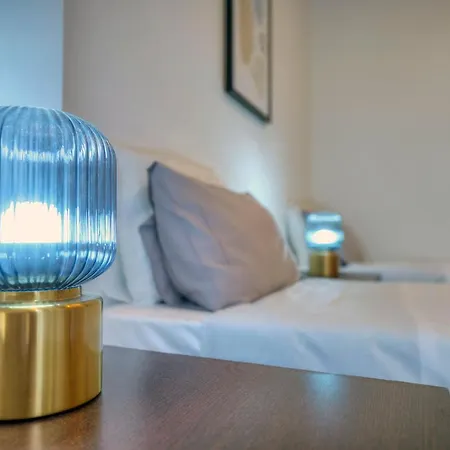 Bright And Spacious 3 Bedroom With Breathtaking Views - Goslm-5 * Sliema