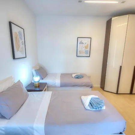 Bright And Spacious 3 Bedroom With Breathtaking Views - Goslm-5 Слима
