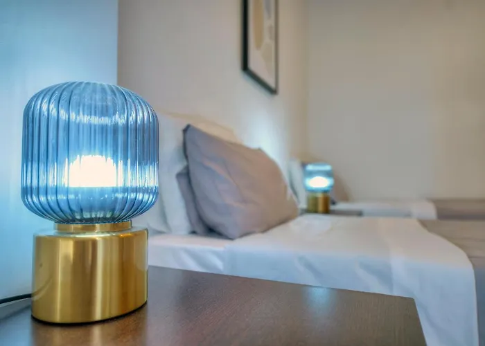 Bright And Spacious 3 Bedroom With Breathtaking Views - Goslm-5 * Sliema