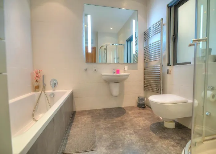 Apartament Bright And Spacious 3 Bedroom With Breathtaking Views - Goslm-5 Sliema