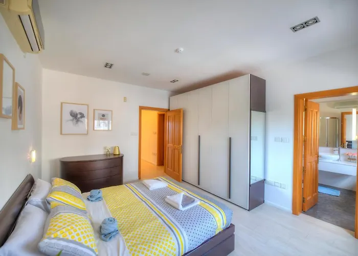 Bright And Spacious 3 Bedroom With Breathtaking Views - Goslm-5